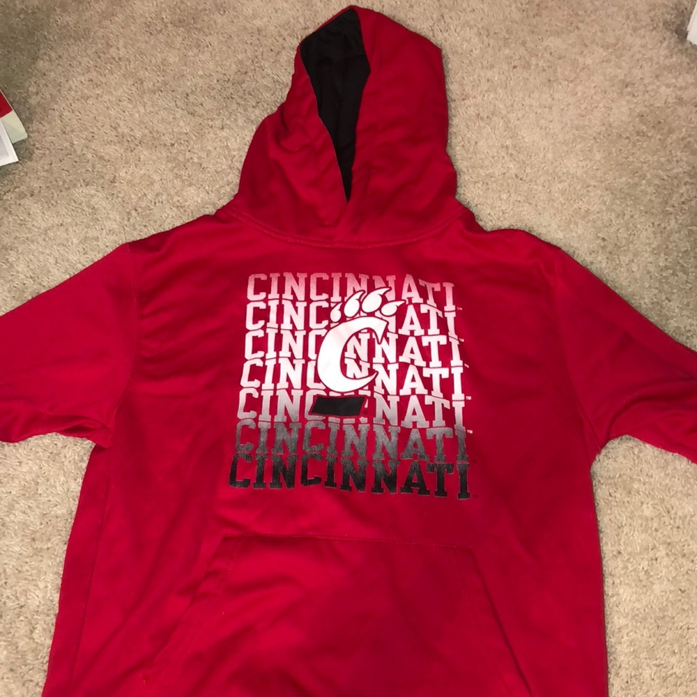 💋 Cincinnati red hoodie